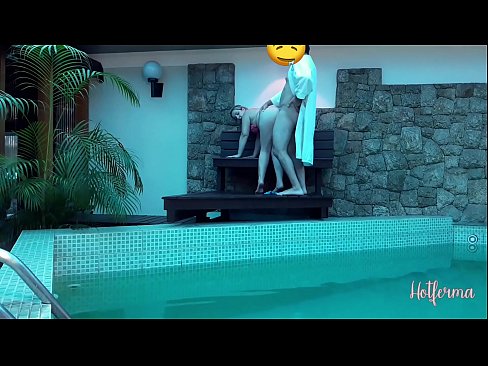❤️ Šef poziva sobaricu na bazen, ali nije mogao odoljeti vrućini ☑ Analni porno kod nas hr.pinkporno.ru